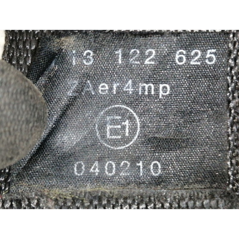 Recambio de cinturon seguridad delantero derecho para opel zafira b cosmo referencia OEM IAM 13122625 B140404X00824 13178666 519