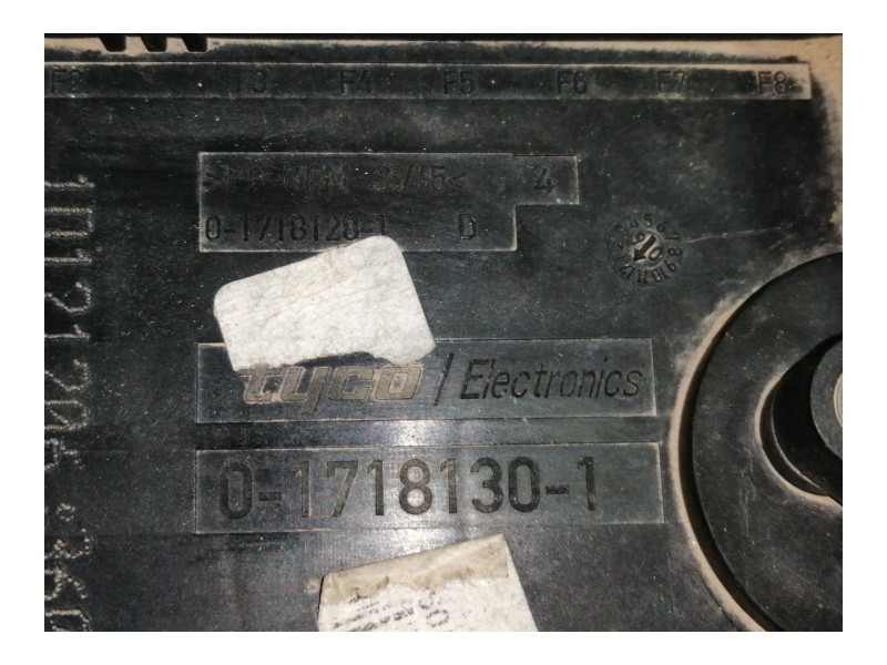 Recambio de caja reles / fusibles para skoda octavia berlina (1z3) 1.9 tdi referencia OEM IAM 1K0937125A 01781301 