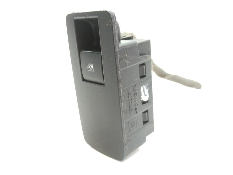 Recambio de mando elevalunas trasero izquierdo para opel insignia sports tourer sport referencia OEM IAM 13222231  