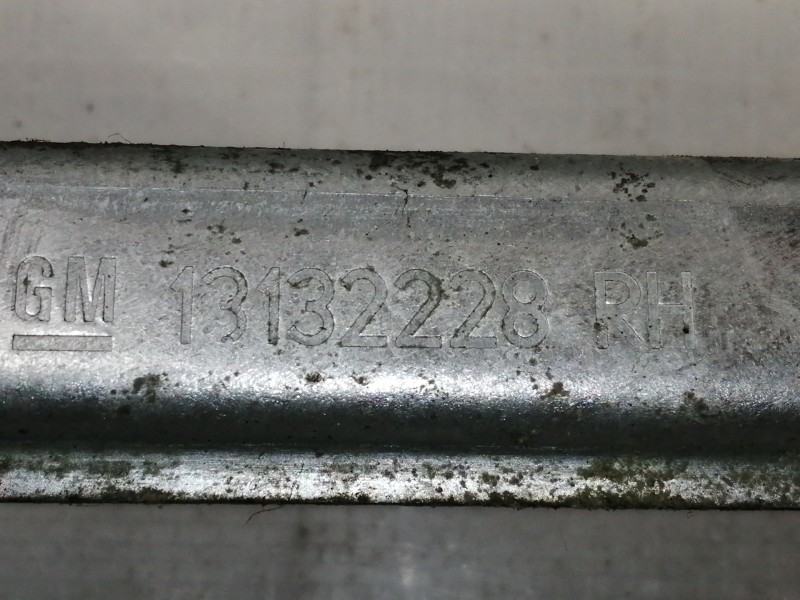 Recambio de elevalunas trasero derecho para opel zafira b cosmo referencia OEM IAM 13132228RH  