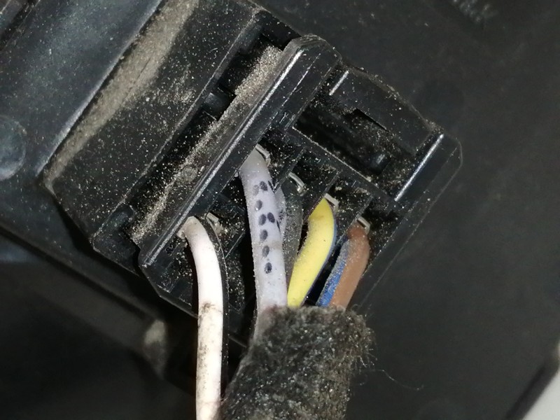 Recambio de mando limpia para opel insignia sports tourer sport referencia OEM IAM 20941131  