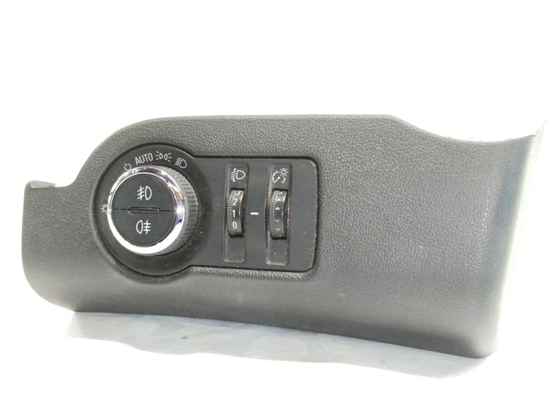 Recambio de mando luces para opel insignia sports tourer sport referencia OEM IAM 13268702  
