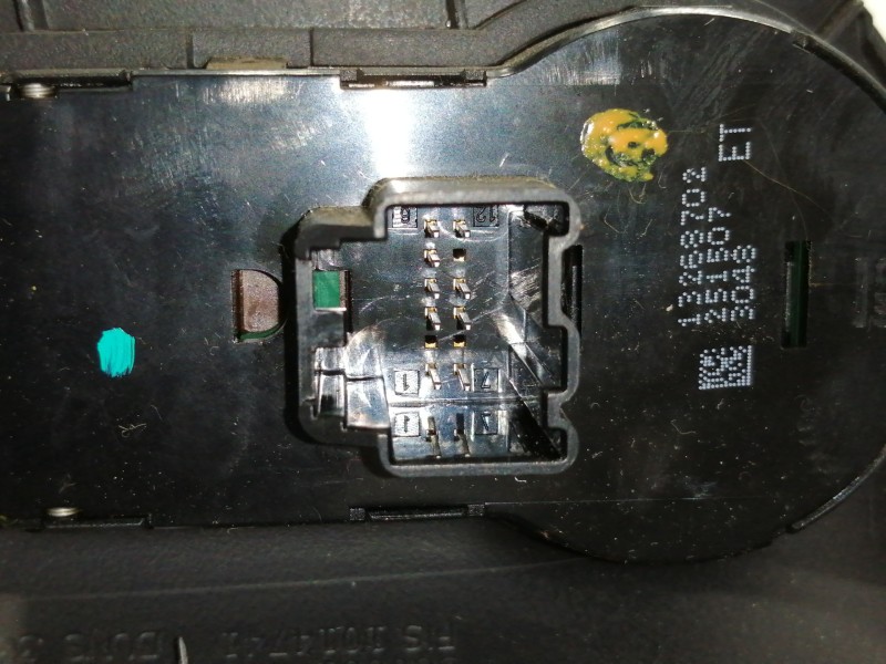 Recambio de mando luces para opel insignia sports tourer sport referencia OEM IAM 13268702  