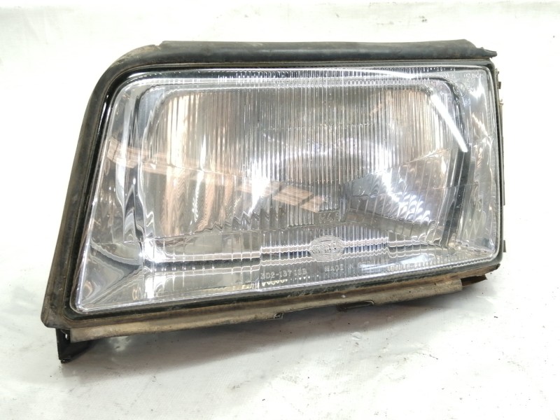 Recambio de faro izquierdo para audi 100 berlina (c4) básico referencia OEM IAM   