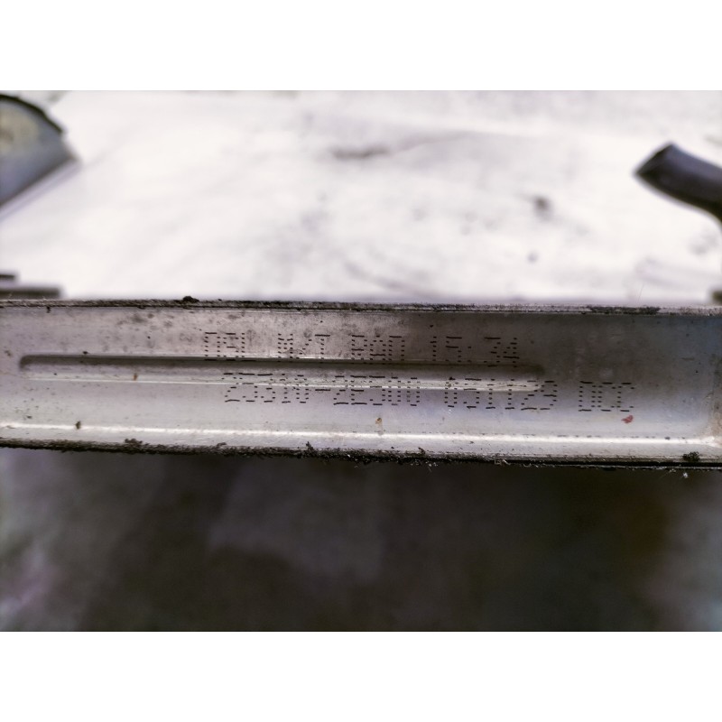 Recambio de radiador agua para hyundai tucson (jm) 2.0 crdi comfort referencia OEM IAM 253102E500  