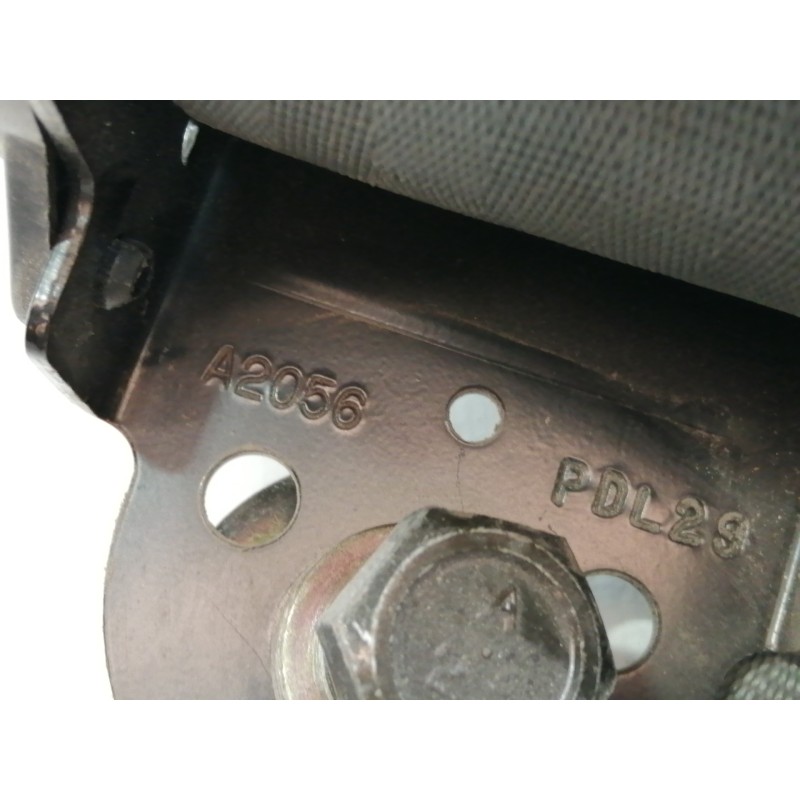 Recambio de cinturon seguridad trasero derecho para daewoo kalos 1.2 se referencia OEM IAM CUJ091102  