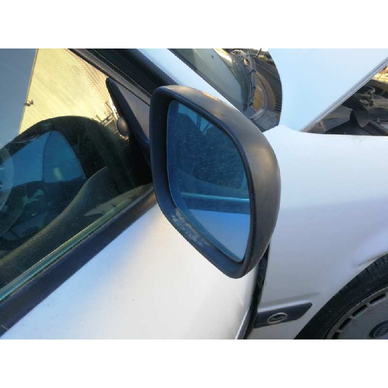 Recambio de retrovisor derecho para audi 100 berlina (c4) básico referencia OEM IAM   