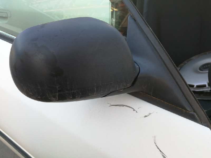 Recambio de retrovisor derecho para audi 100 berlina (c4) básico referencia OEM IAM   