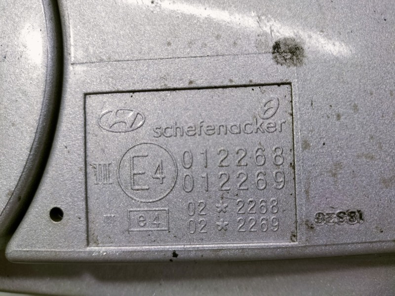 Recambio de retrovisor izquierdo para hyundai tucson (jm) 2.0 crdi comfort referencia OEM IAM 012268 012269 ELECTRICO