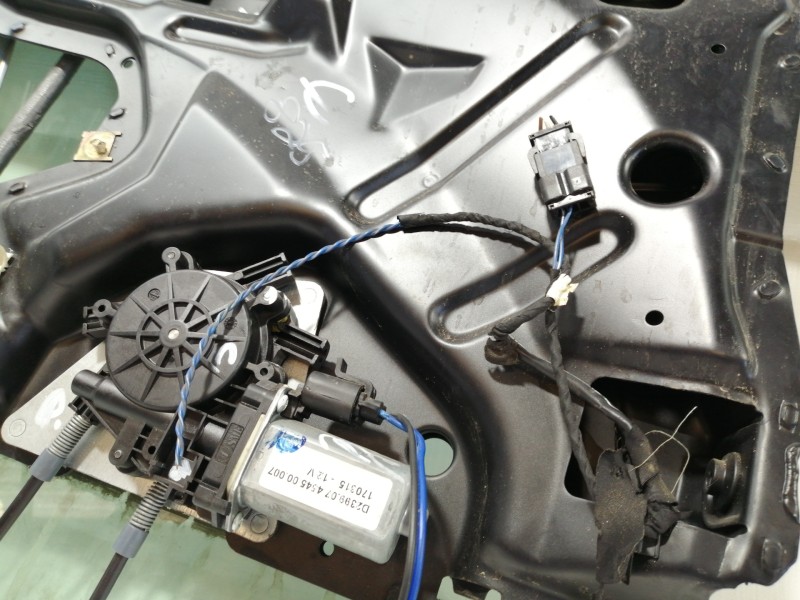 Recambio de elevalunas delantero izquierdo para audi 100 berlina (c4) básico referencia OEM IAM D239907  