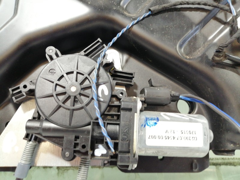 Recambio de elevalunas delantero izquierdo para audi 100 berlina (c4) básico referencia OEM IAM D239907  