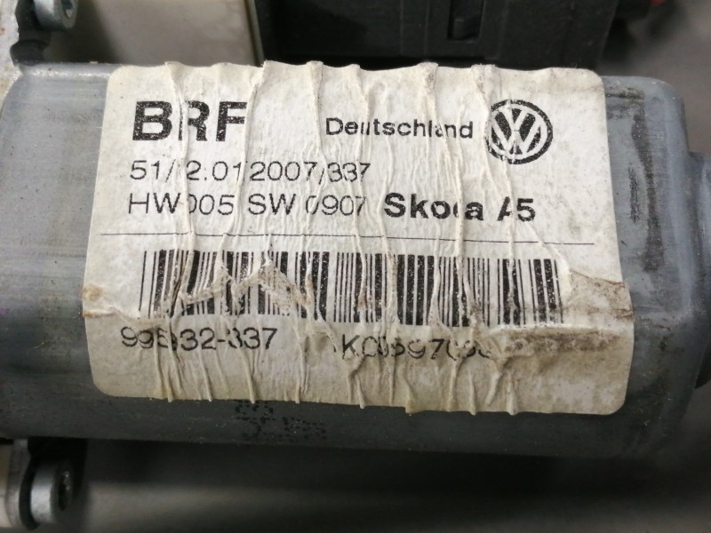 Recambio de elevalunas trasero izquierdo para skoda octavia berlina (1z3) 1.9 tdi referencia OEM IAM 117781G 995932337 