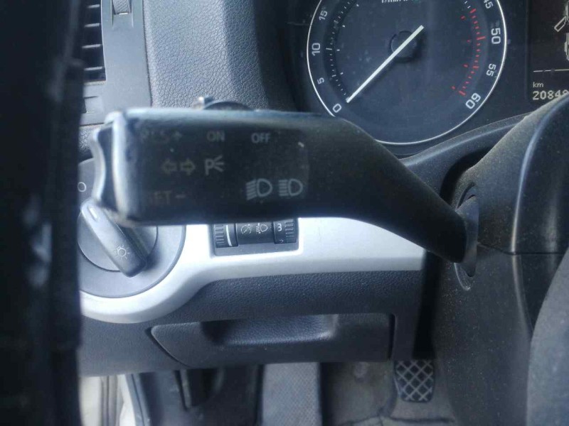 Recambio de mando intermitentes para skoda octavia berlina (1z3) 1.9 tdi referencia OEM IAM 1K0953513A 01103501 CZK03