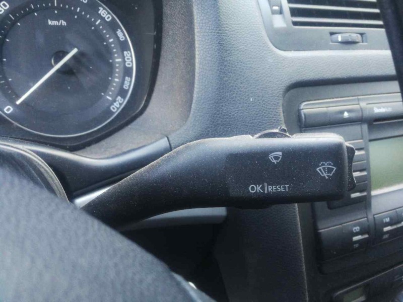 Recambio de mando limpia para skoda octavia berlina (1z3) 1.9 tdi referencia OEM IAM 1K0953519C 01203507 1K0953519