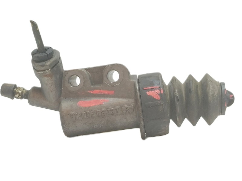 Recambio de bombin embrague para mazda 3 berlina (bk) 2.0 crdt sportive referencia OEM IAM CC3041920  