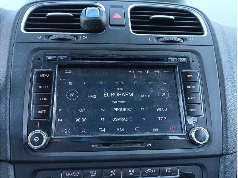 Recambio de sistema audio / radio cd para volkswagen golf vi (5k1) advance bluemotion referencia OEM IAM AD90VW7007 8240L PANTAL