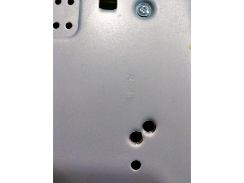 Recambio de sistema audio / radio cd para volkswagen golf vi (5k1) advance bluemotion referencia OEM IAM AD90VW7007 8240L PANTAL