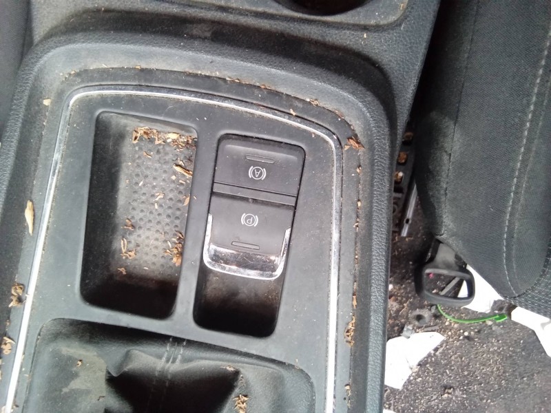 Recambio de palanca freno de mano para seat leon (5f1) reference referencia OEM IAM 575927225  