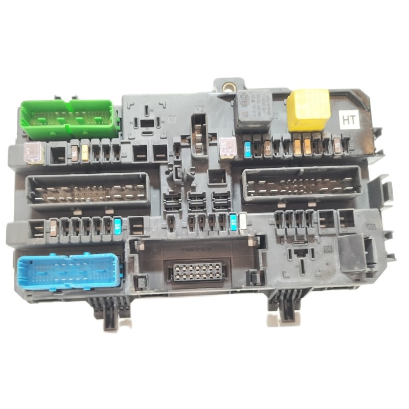 Recambio de caja reles / fusibles para opel astra gtc 1.6 16v referencia OEM IAM 13222173  