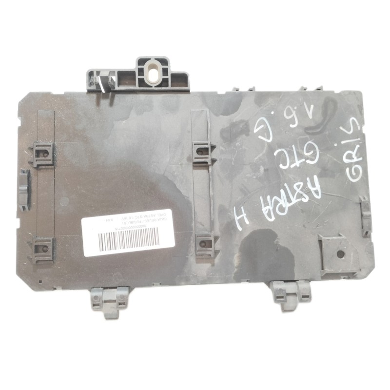 Recambio de caja reles / fusibles para opel astra gtc 1.6 16v referencia OEM IAM 13222173  