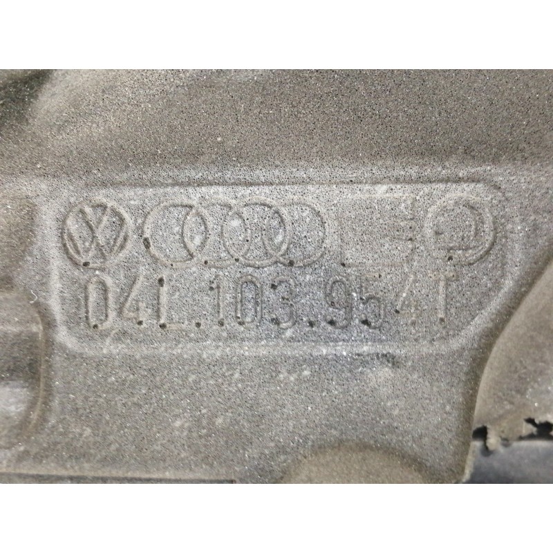 Recambio de tapa motor para volkswagen golf vii lim. (bq1) advance referencia OEM IAM 04L103925T 04L103954T 