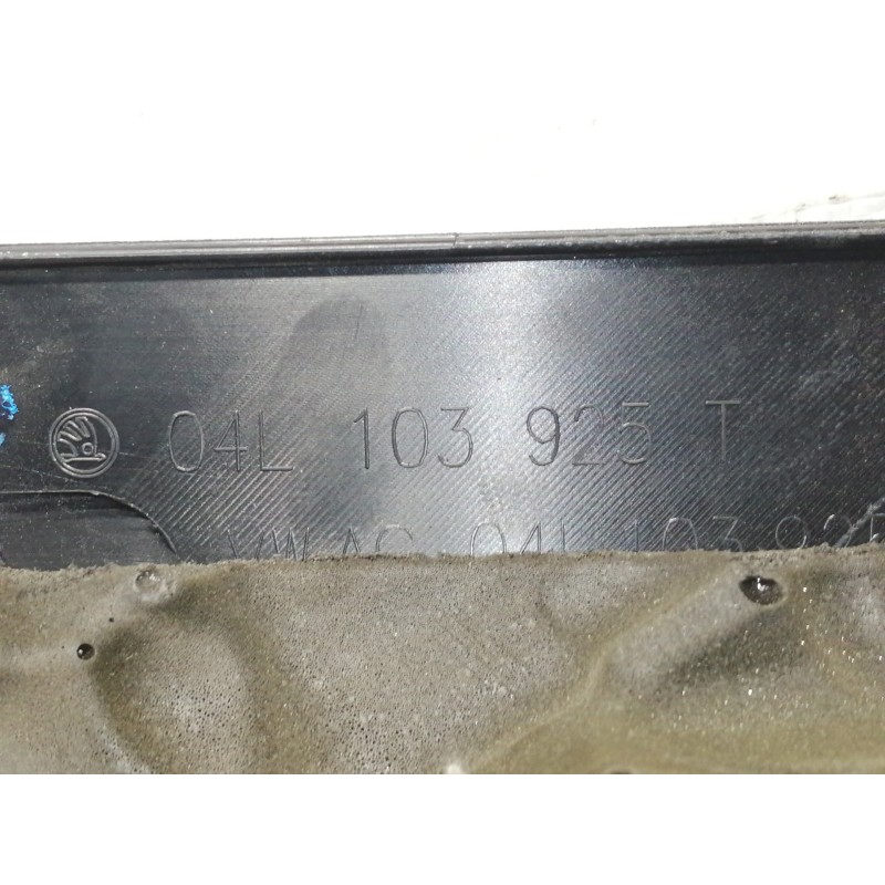 Recambio de tapa motor para volkswagen golf vii lim. (bq1) advance referencia OEM IAM 04L103925T 04L103954T 