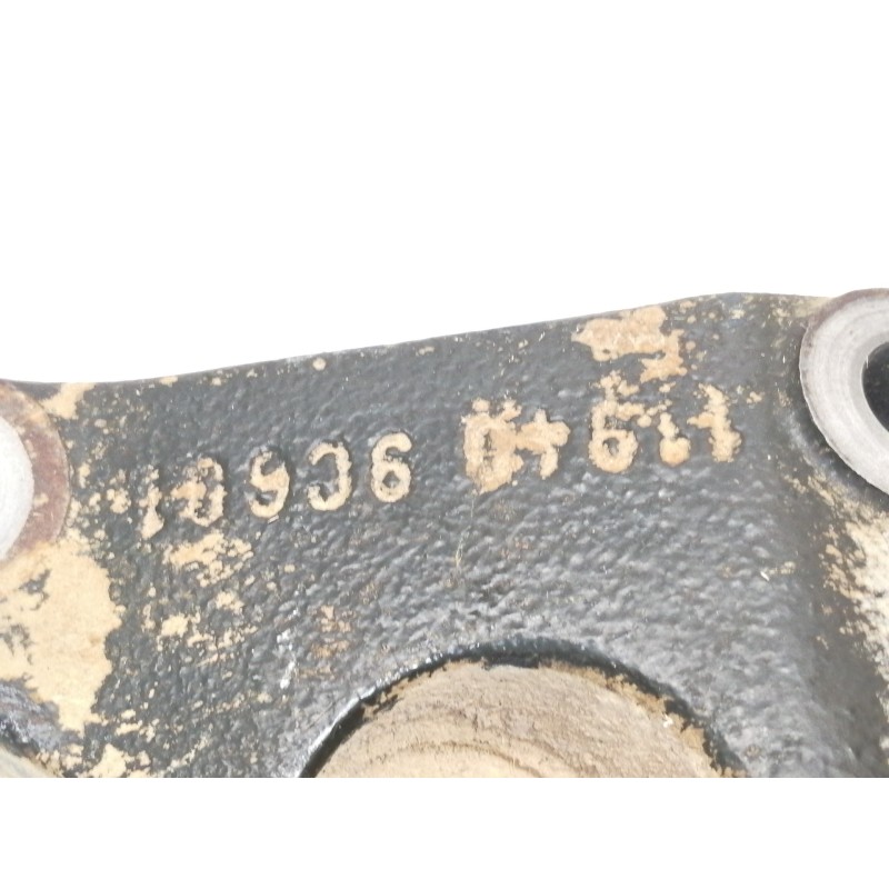 Recambio de soporte motor para nissan serena (c23m) 2.3 lx diesel referencia OEM IAM 119409C601  