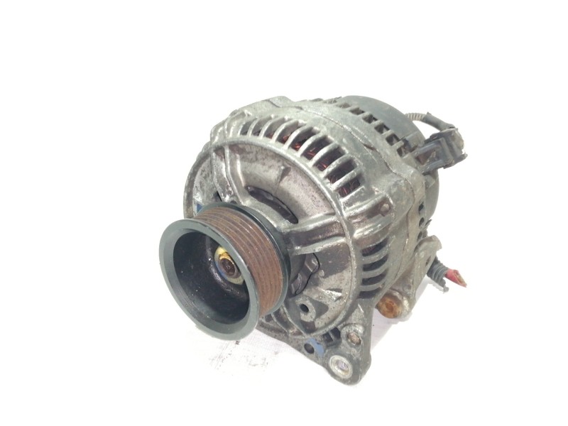 Recambio de alternador para volvo serie 850 2.5 10v berlina referencia OEM IAM 0123515028  