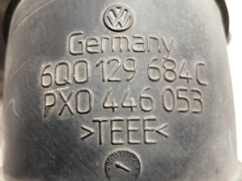 Recambio de filtro aire para seat ibiza (6l1) signo referencia OEM IAM 6Q0129601AR 6Q0129607AR 6Q0129620 0281002531 038906461B 6