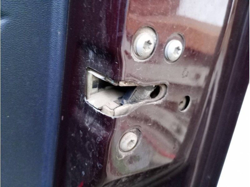 Recambio de cerradura puerta delantera derecha para lancia delta (181) argento referencia OEM IAM   