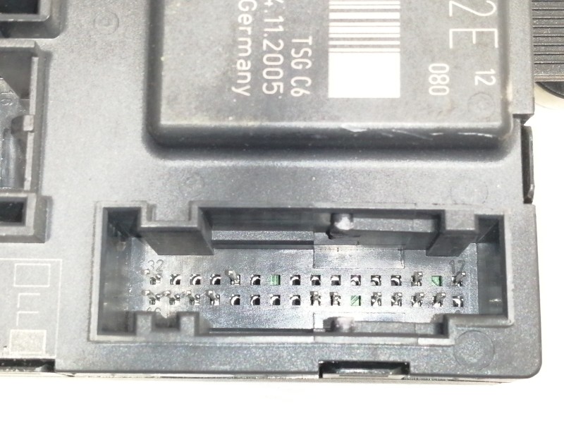 Recambio de centralita cierre para audi a6 berlina (4f2) 2.0 tdi referencia OEM IAM 4F0959792E 4F0910793E 0033TFJ0001 