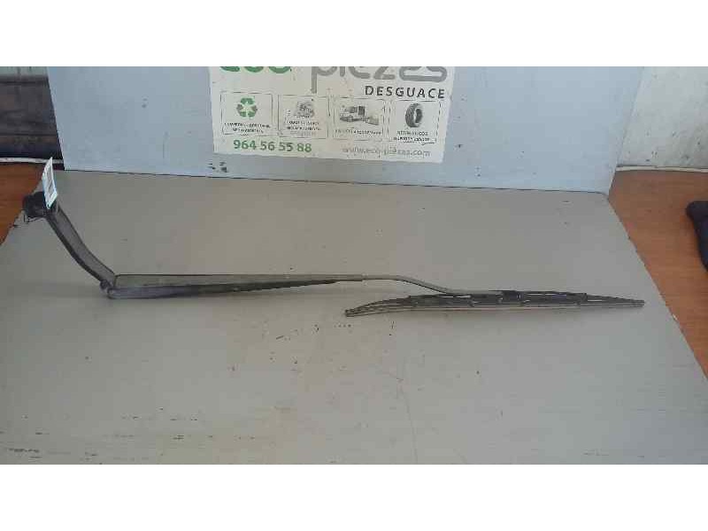 Recambio de brazo limpia delantero derecho para kia sorento 2.5 crdi vgt ex1 referencia OEM IAM   