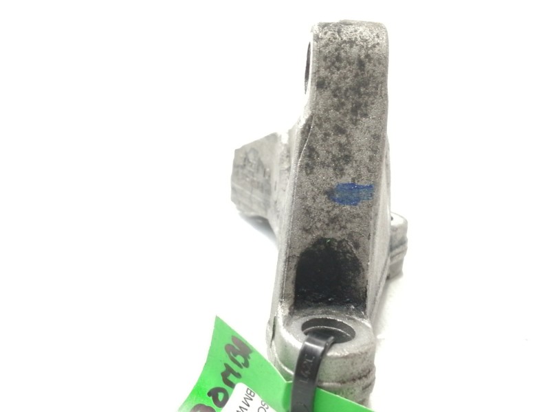 Recambio de soporte bomba inyeccion para bmw x3 (f25) xdrive 20d referencia OEM IAM 13517810698 24168110 