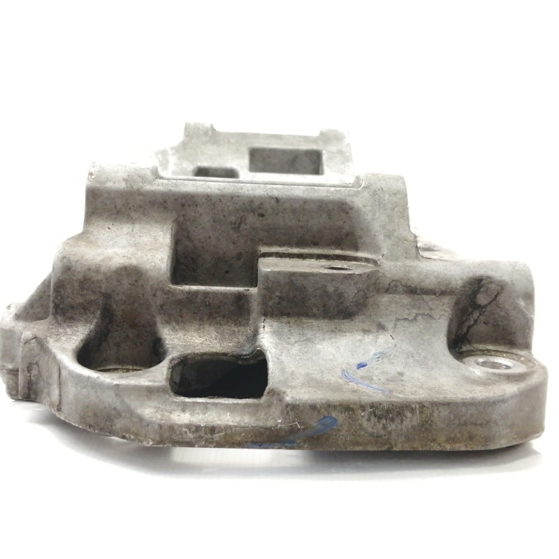 Recambio de soporte alternador para bmw x3 (f25) xdrive 20d referencia OEM IAM 1116850686305  