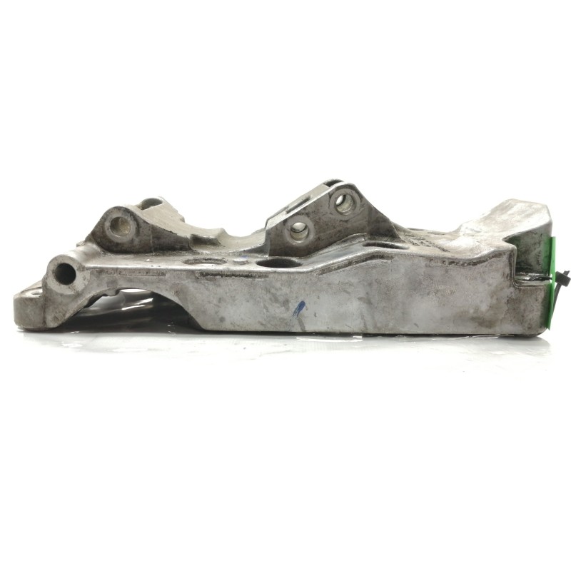 Recambio de soporte alternador para bmw x3 (f25) xdrive 20d referencia OEM IAM 1116850686305  