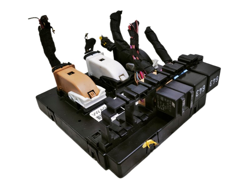 Recambio de caja reles / fusibles para audi tt (8j3/8j9) 2.0 tfsi coupe referencia OEM IAM 8P0907063H  