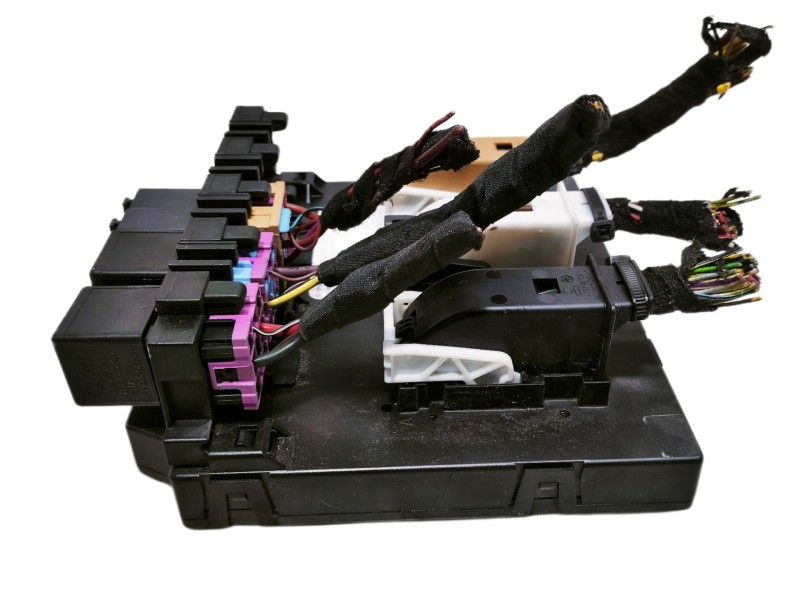 Recambio de caja reles / fusibles para audi tt (8j3/8j9) 2.0 tfsi coupe referencia OEM IAM 8P0907063H  