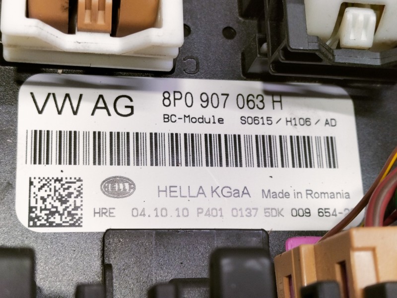 Recambio de caja reles / fusibles para audi tt (8j3/8j9) 2.0 tfsi coupe referencia OEM IAM 8P0907063H  