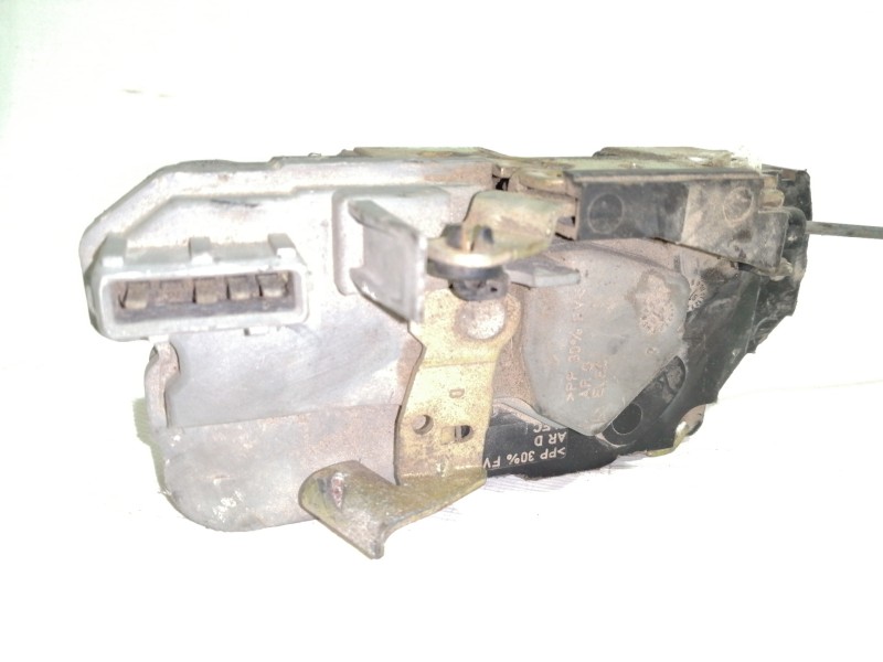 Recambio de cerradura puerta trasera derecha para peugeot 306 break style referencia OEM IAM   