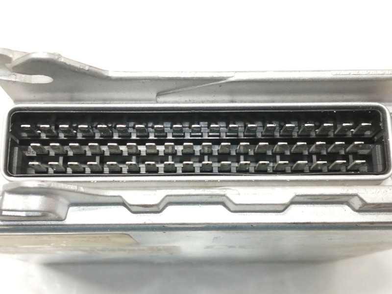 Recambio de centralita motor uce para bmw serie 5 berlina (e39) 525tds referencia OEM IAM 0281001373  