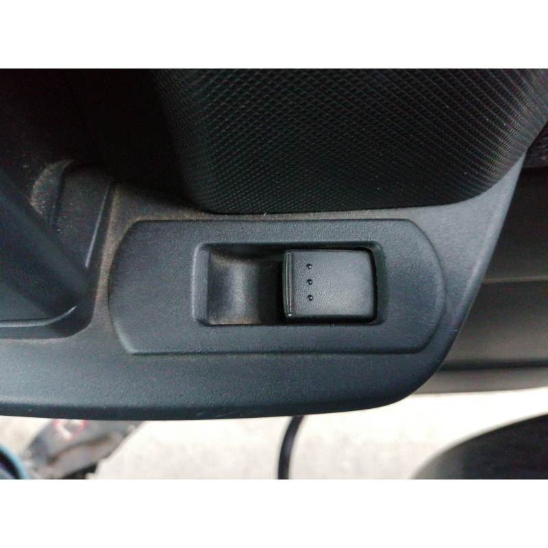 Recambio de mando elevalunas trasero derecho para mazda 5 berl. (cr) 2.0 active+ referencia OEM IAM   