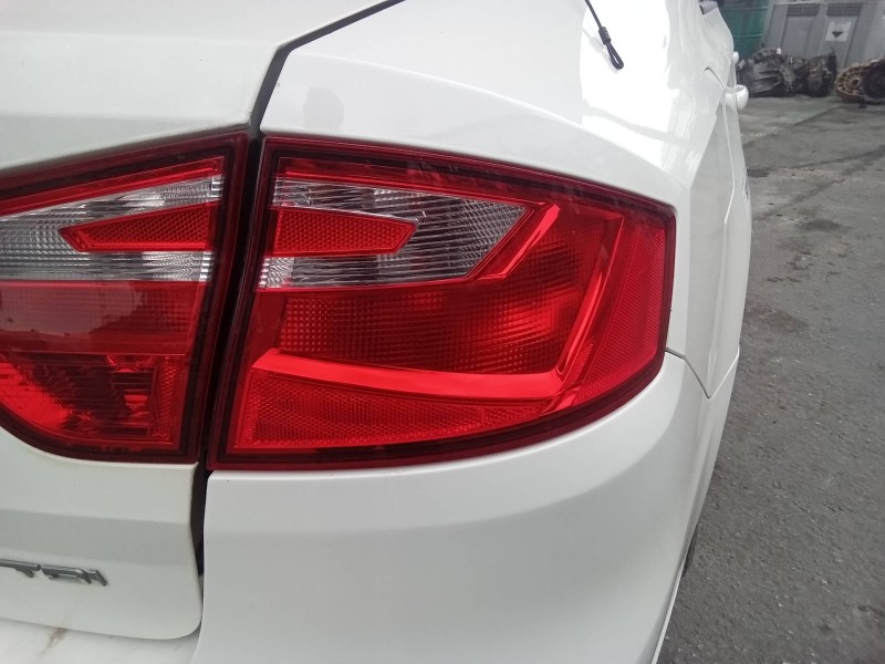 Recambio de piloto trasero derecho para seat toledo (kg3) reference referencia OEM IAM 18489602  