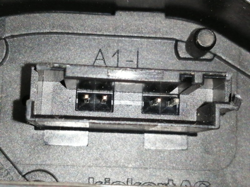 Recambio de cerradura puerta trasera izquierda para bmw x3 (f25) xdrive 20d referencia OEM IAM 7318413  