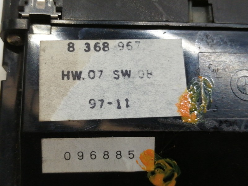 Recambio de mando elevalunas delantero izquierdo para bmw serie 5 berlina (e39) 525tds referencia OEM IAM 8368967  