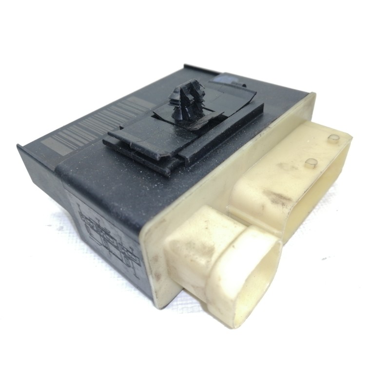 Recambio de caja precalentamiento para peugeot partner (s2) 1.6 16v hdi cat referencia OEM IAM 9652021180  