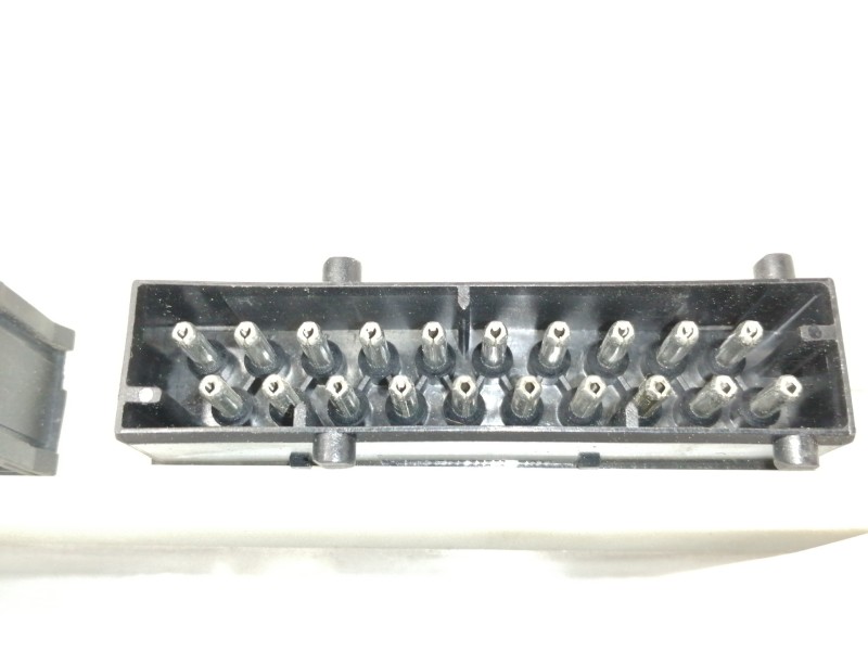 Recambio de modulo confort para bmw serie 5 berlina (e39) 525tds referencia OEM IAM 60837710  