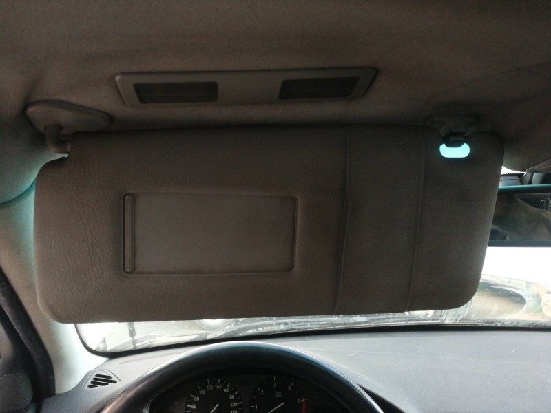 Recambio de parasol izquierdo para bmw serie 5 berlina (e39) 525tds referencia OEM IAM   