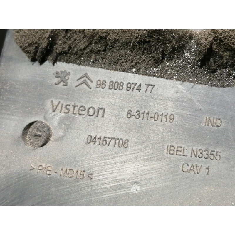 Recambio de rejilla aireadora para peugeot partner (s2) 1.6 16v hdi cat referencia OEM IAM 9680897377  