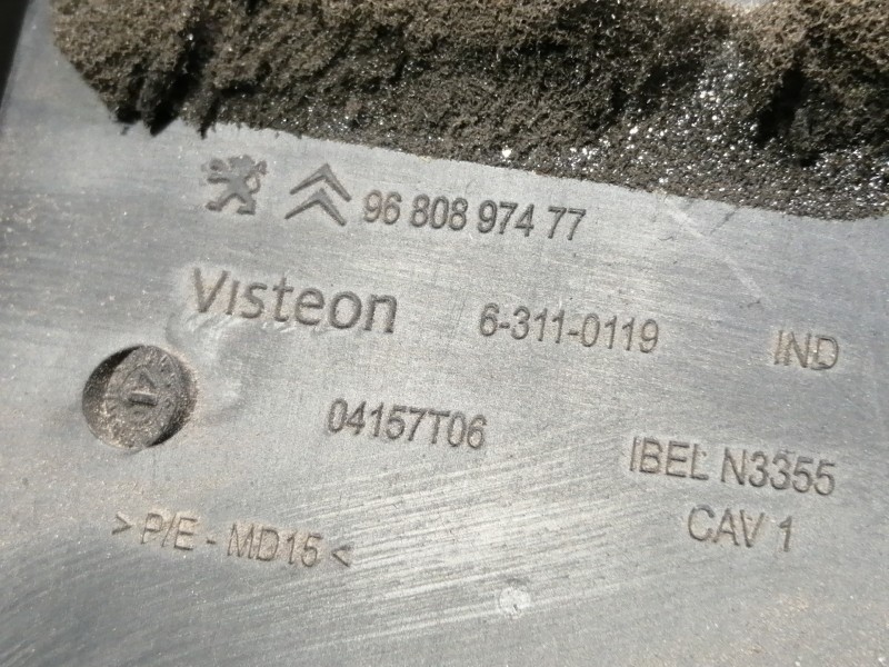 Recambio de rejilla aireadora para peugeot partner (s2) 1.6 16v hdi cat referencia OEM IAM 9680897377  