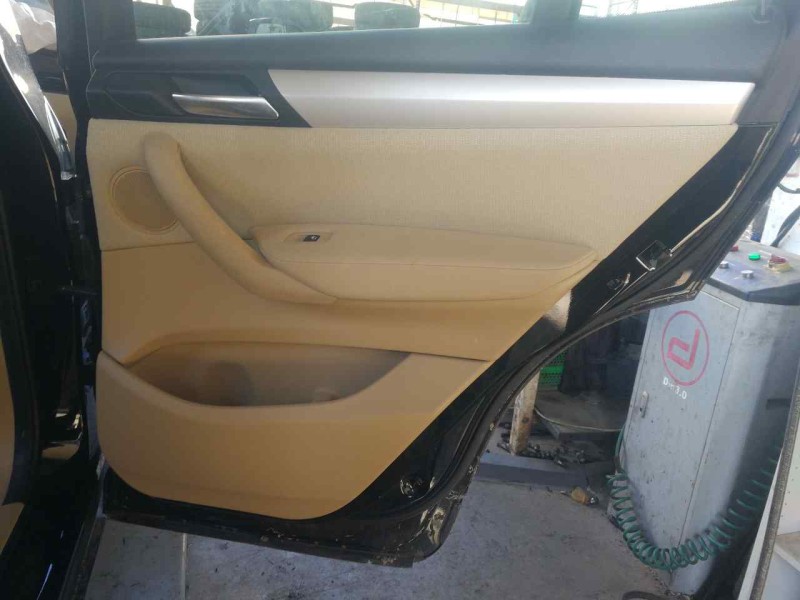 Recambio de guarnecido puerta trasera derecha para bmw x3 (f25) xdrive 20d referencia OEM IAM 105005838  